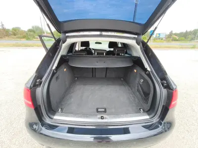 Audi A4 2008 (miniatűr)