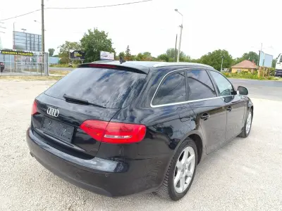 Audi A4 2008 (miniatűr)
