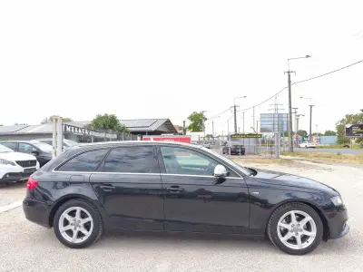 Audi A4 2008 (miniatűr)