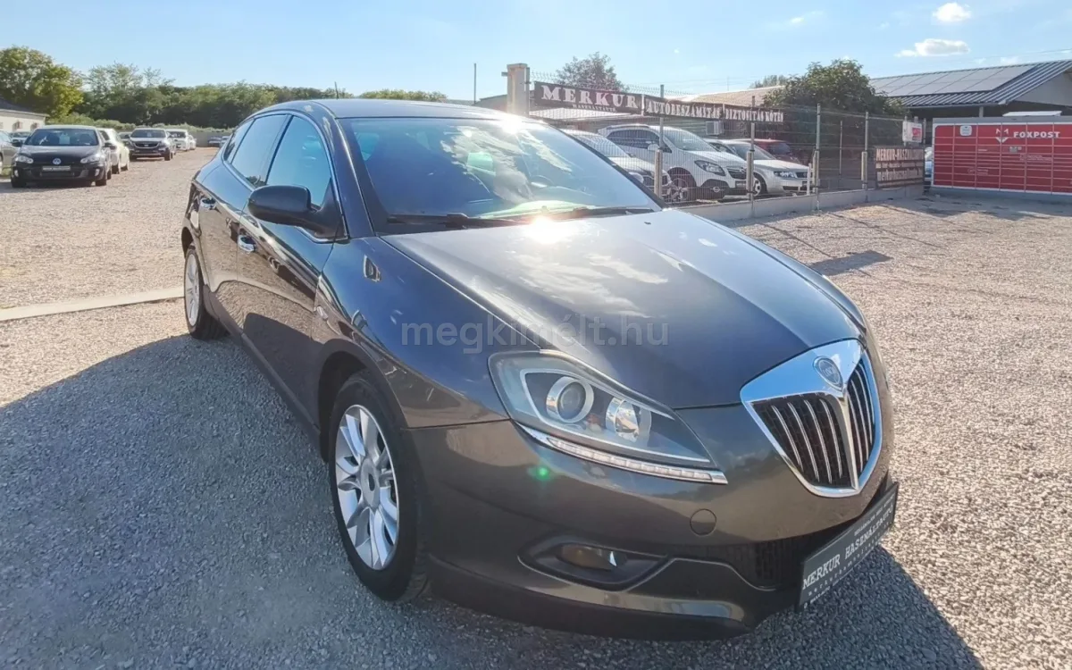Lancia Delta 2008