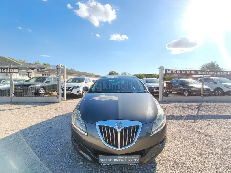 Lancia Delta 2008