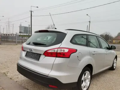 Ford Focus 2013 (miniatűr)