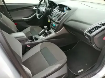 Ford Focus 2013 (miniatűr)