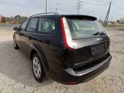 Ford Focus 2011 (miniatűr)