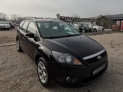 Ford Focus 2011 (miniatűr)