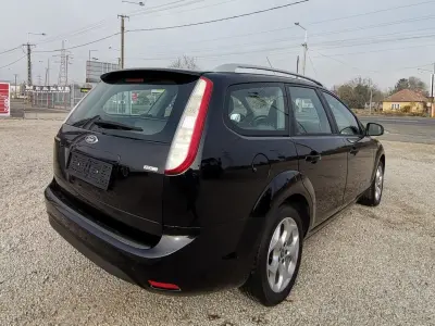 Ford Focus 2011 (miniatűr)
