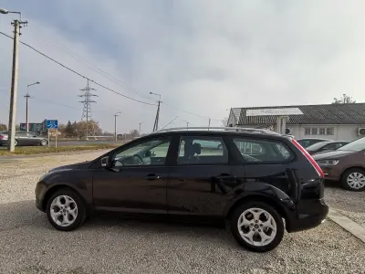 Ford Focus 2011 (miniatűr)
