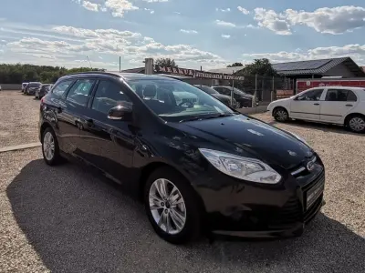 Ford Focus 2012 (miniatűr)