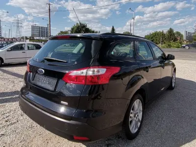 Ford Focus 2012 (miniatűr)