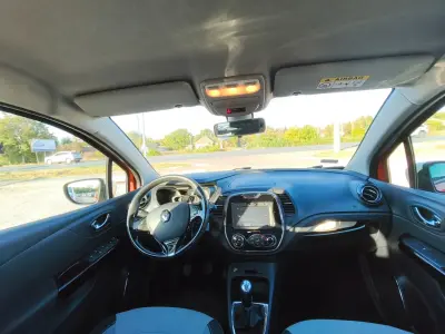 Renault Captur 2015 (miniatűr)