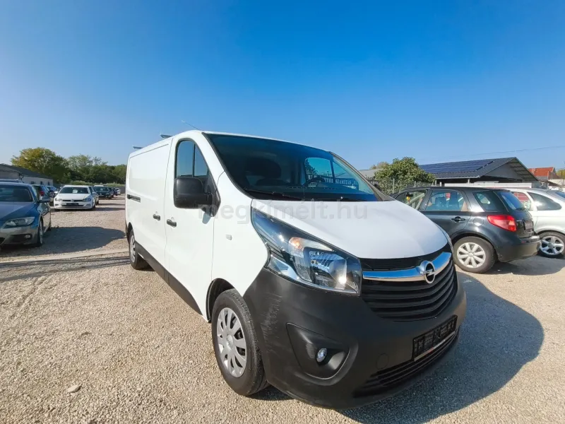 Opel Vivaro 2016