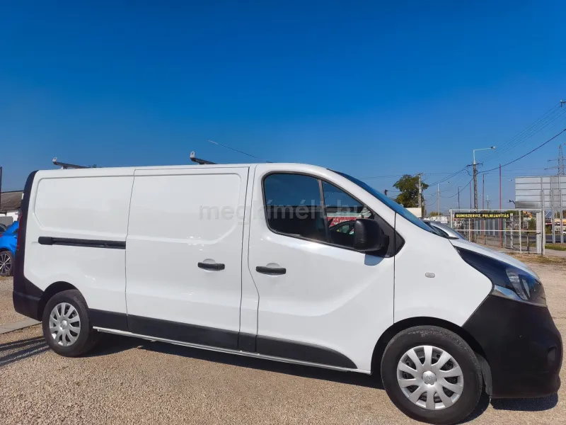 Opel Vivaro 2016