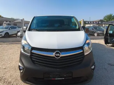 Opel Vivaro 2016 (miniatűr)