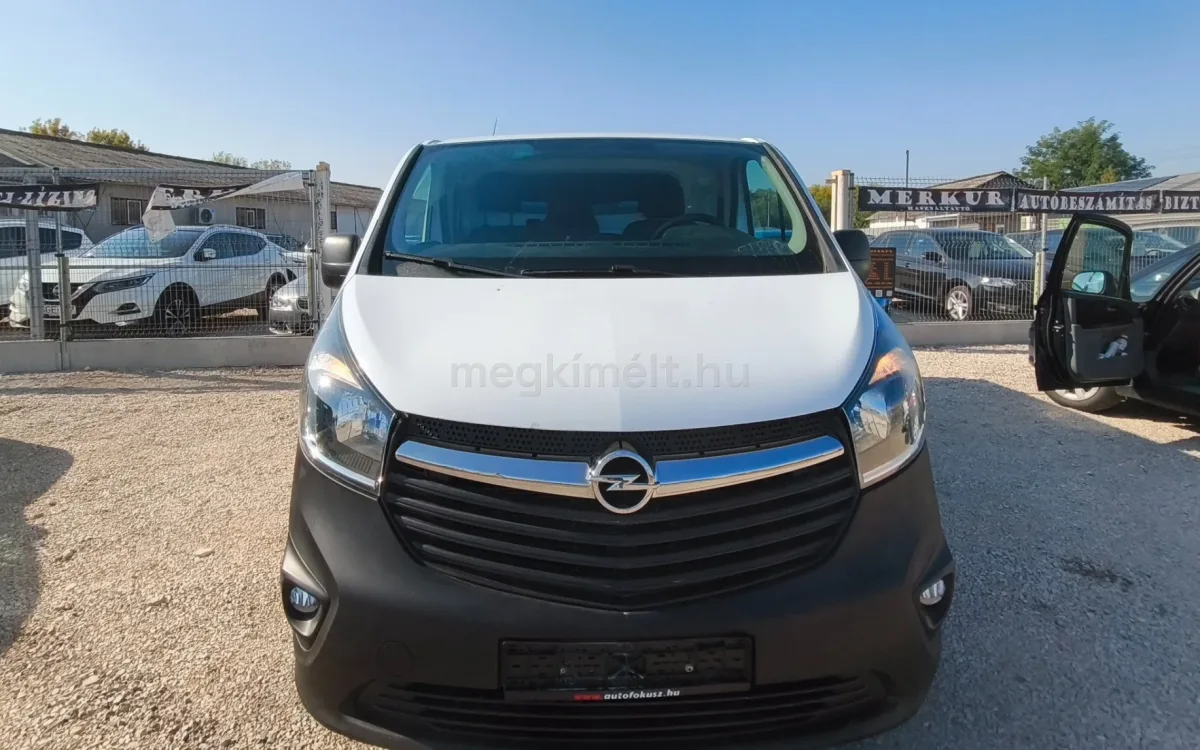 Opel Vivaro 2016