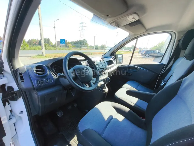 Opel Vivaro 2016