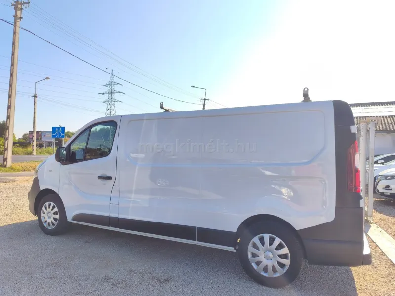 Opel Vivaro 2016