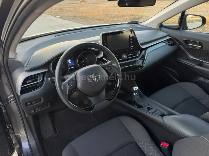 Toyota C-HR 2023