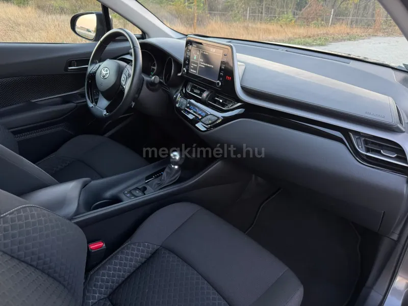Toyota C-HR 2023
