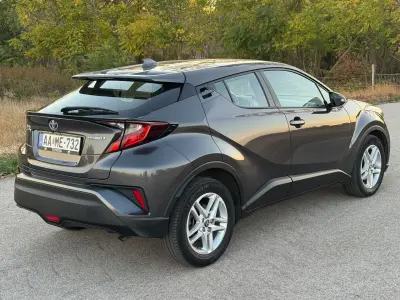Toyota C-HR 2023 (miniatűr)