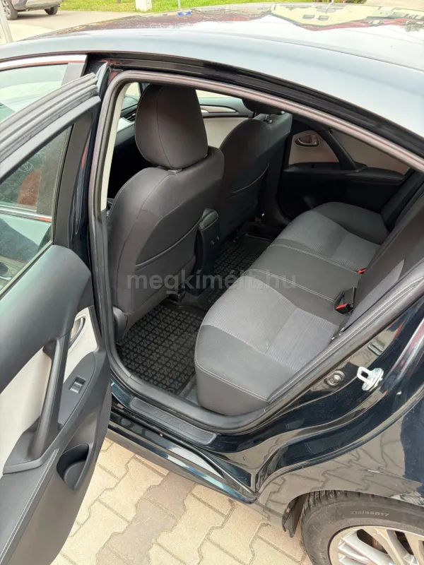 Toyota Avensis 2016