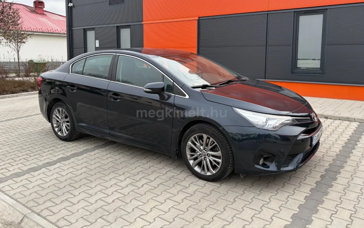 Toyota Avensis 2016