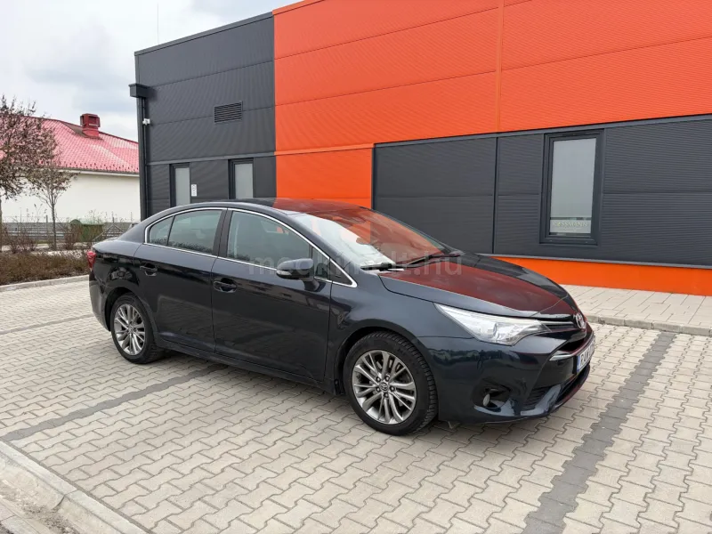 Toyota Avensis 2016