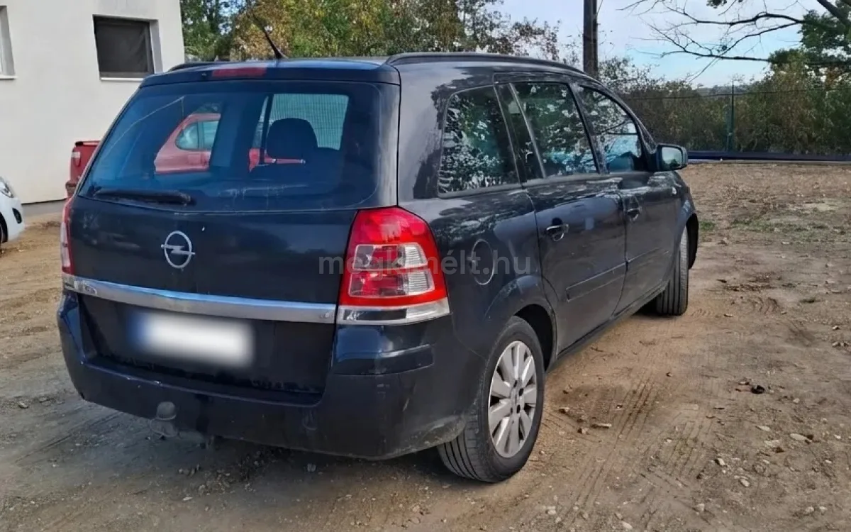 Opel Zafira 2014
