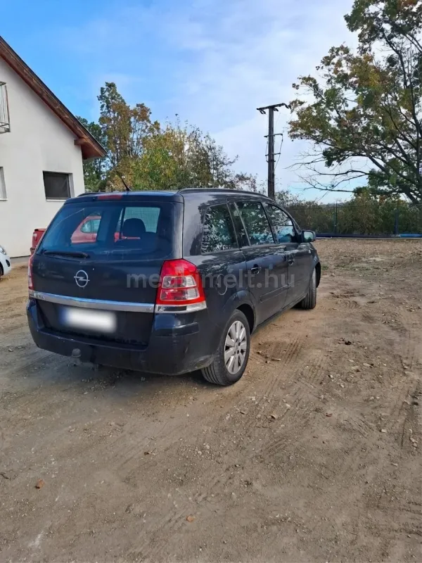 Opel Zafira 2014