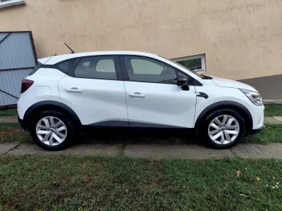 Renault Captur 2024 (miniatűr)