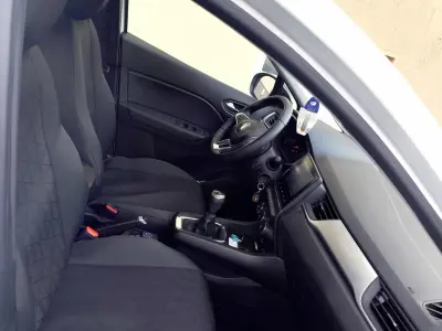 Renault Captur 2024 (miniatűr)