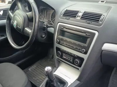 Skoda Octavia 2011 (miniatűr)