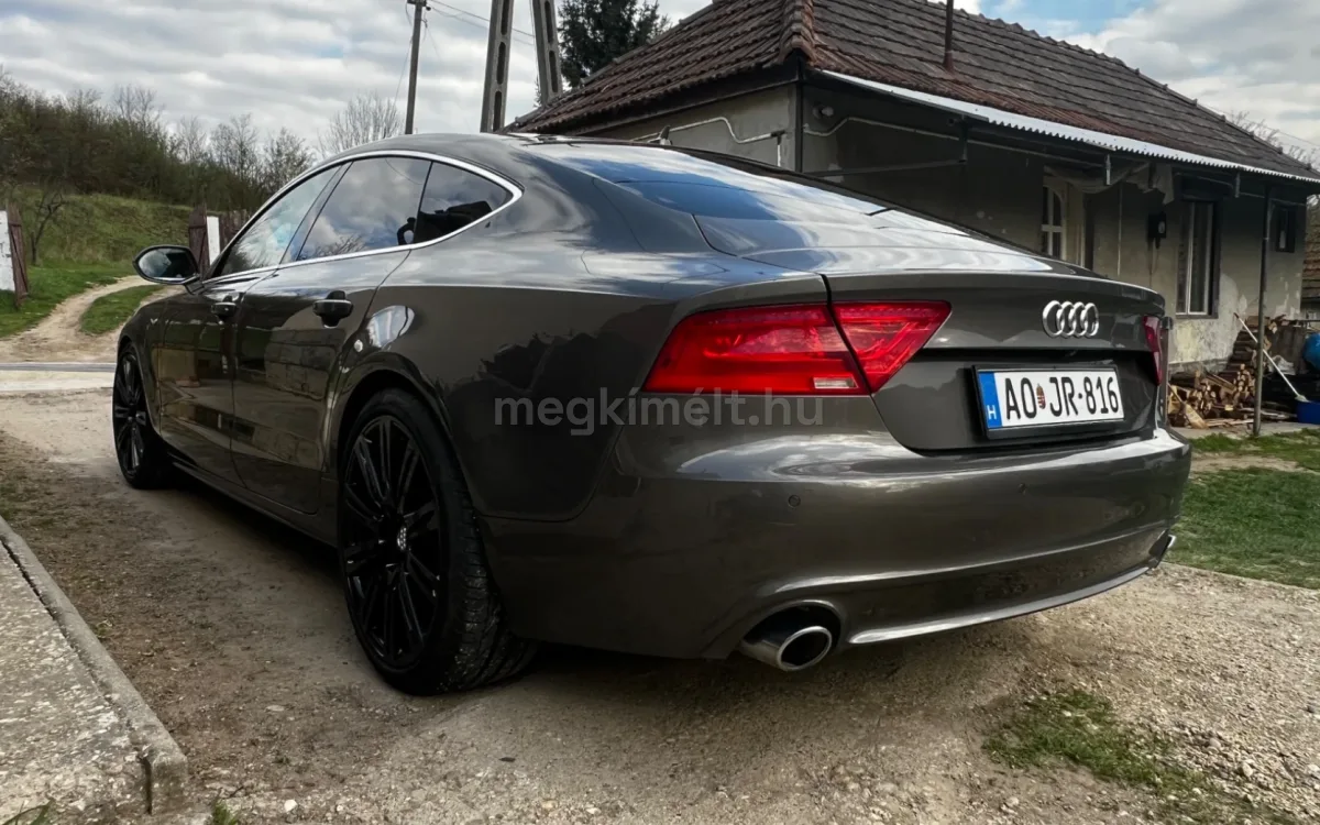 Audi A7 2012