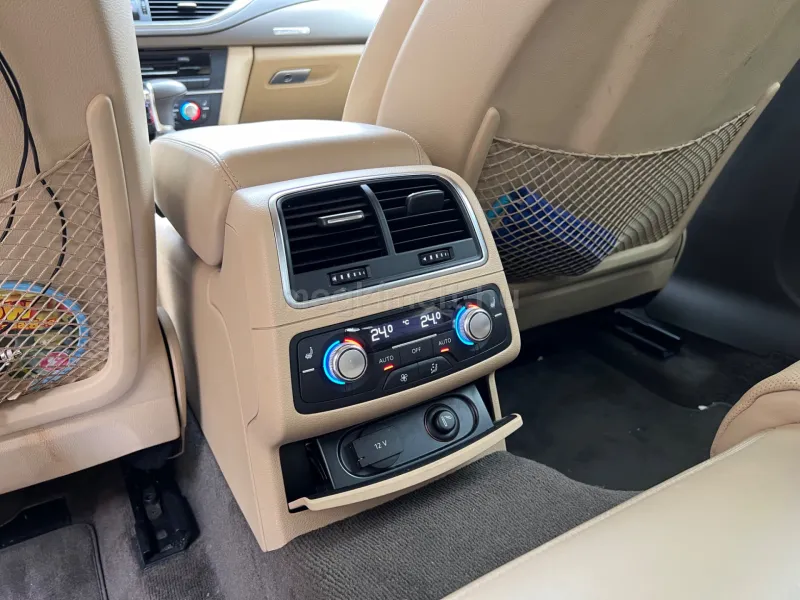 Audi A7 2012