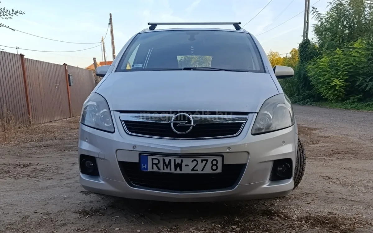 Opel Zafira 2008