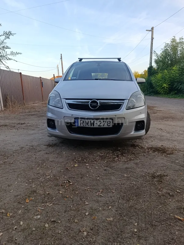Opel Zafira 2008