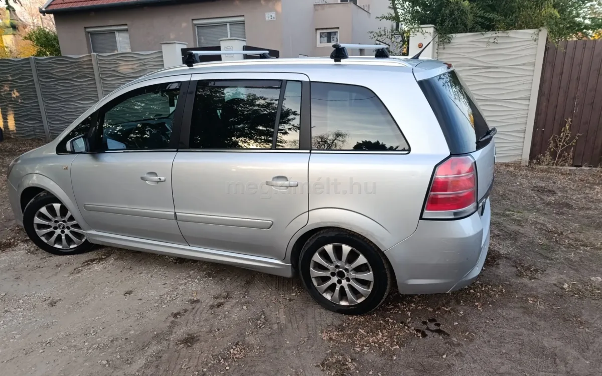 Opel Zafira 2008