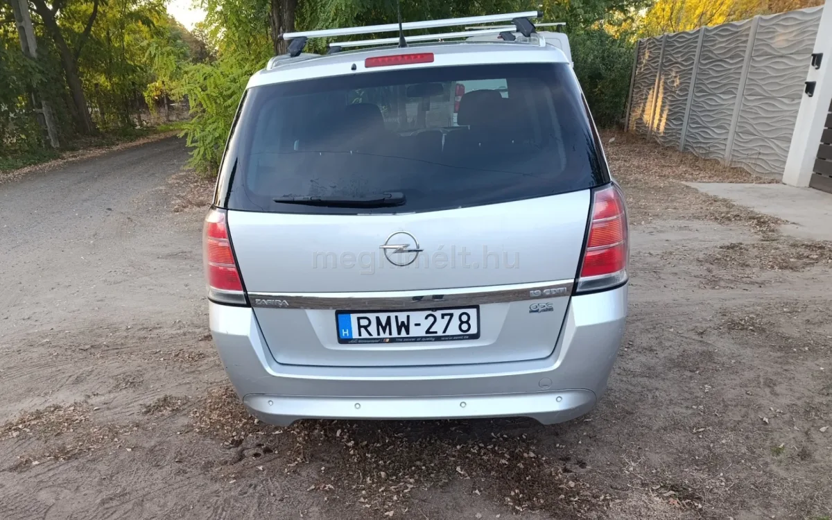 Opel Zafira 2008