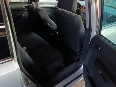 Opel Zafira 2008 (miniatűr)