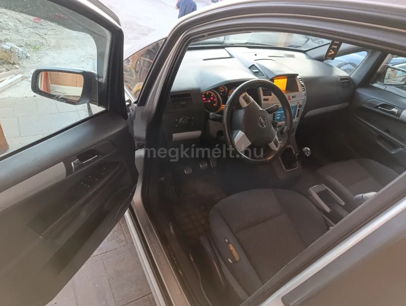 Opel Zafira 2008