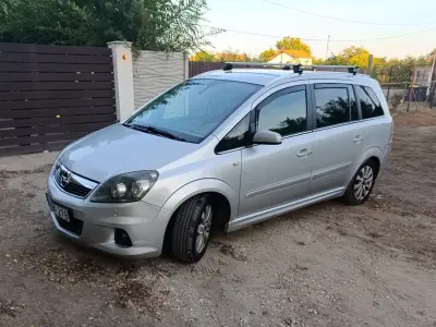 Opel Zafira 2008 (miniatűr)