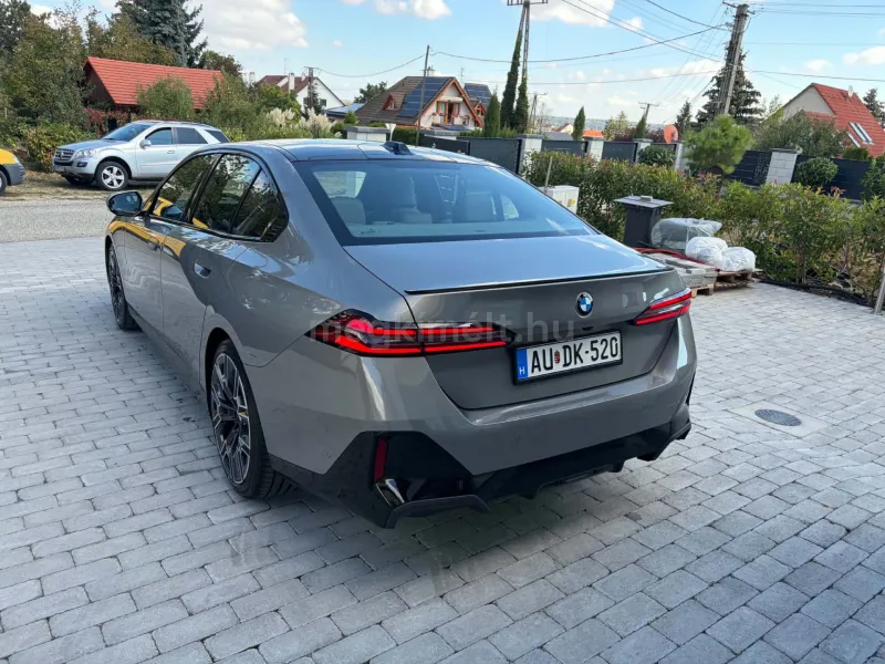 BMW 520 2024