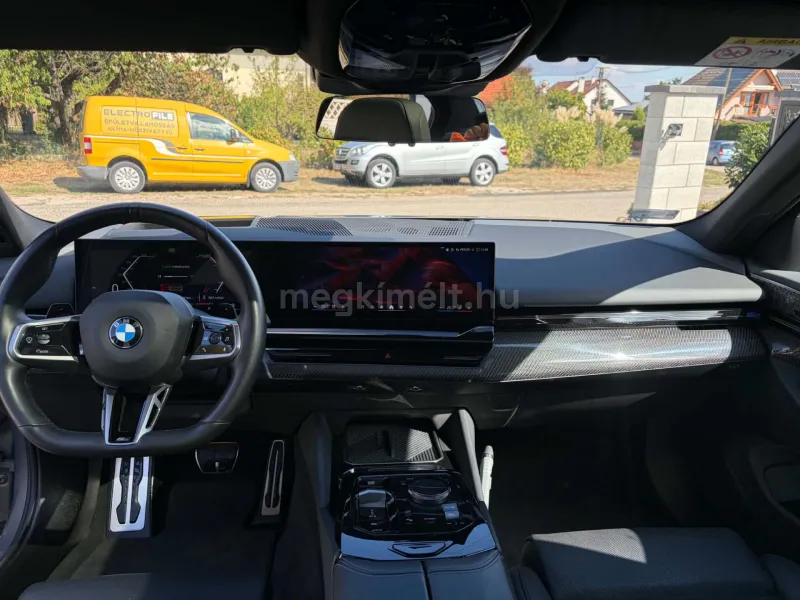 BMW 520 2024