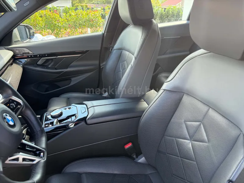 BMW 520 2024
