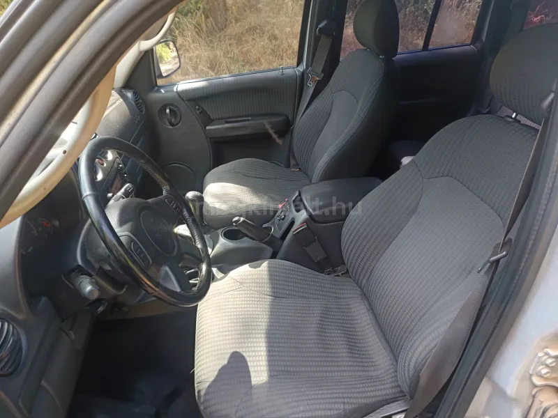 Jeep Cherokee 2001