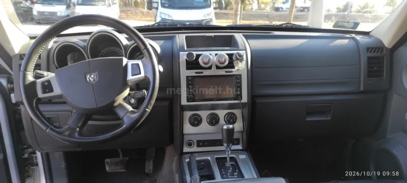 Dodge Nitro 2010