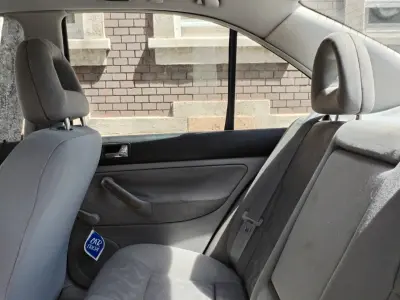 Volkswagen Bora 2000 (miniatűr)