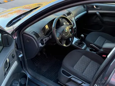 Skoda Octavia 2012 (miniatűr)