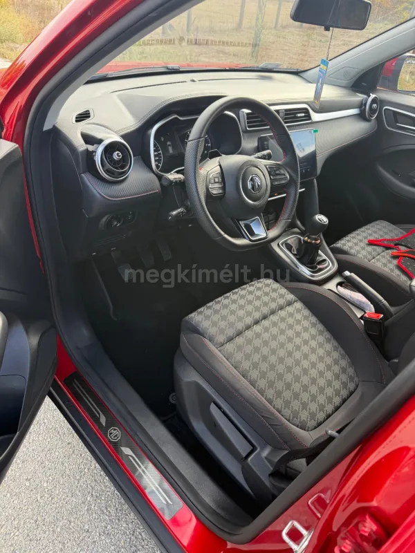 MG ZS 2024