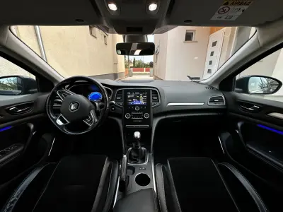 Renault Megane 2018 (miniatűr)