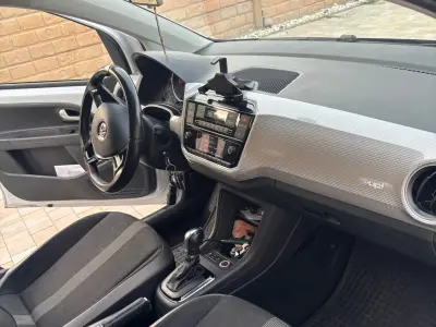 Volkswagen e-up! 2017 (miniatűr)